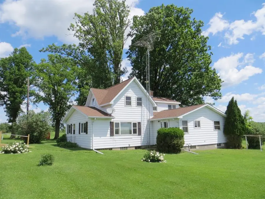 19265 350th Street, Stanley, WI 54768 - #2
