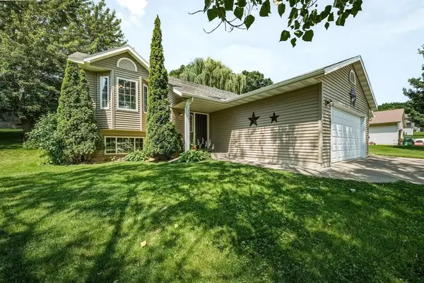 232 Lamans Lane, Eau Claire, WI 54703