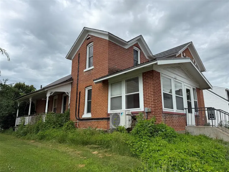 909 W Main Street, Arcadia, WI 54612 - #3