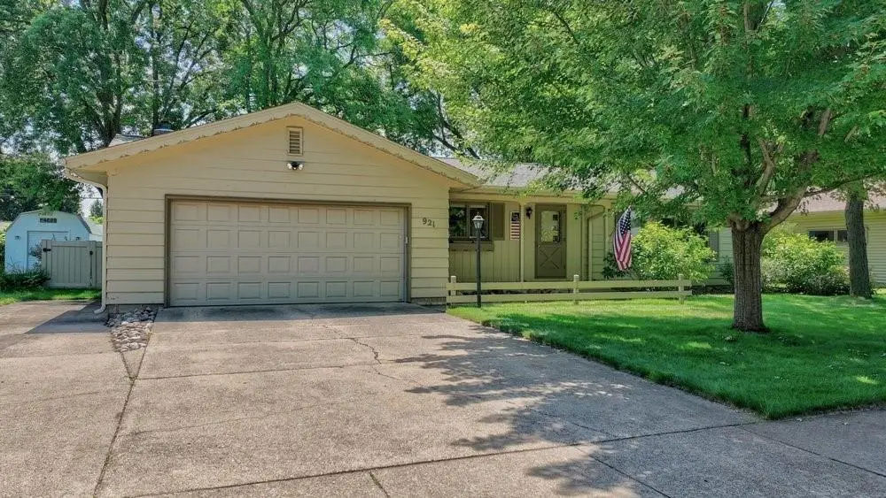 921 E Tyler Avenue, Eau Claire, WI 54701 - #1