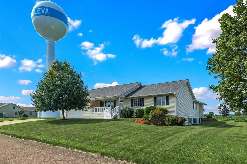 26240 W 3rd Avenue, Eleva, WI 54738 - #1