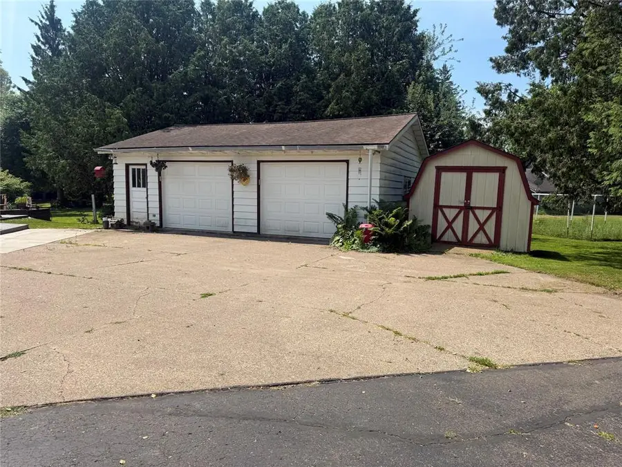706 Lindoo Avenue, Ladysmith, WI 54848 - #2