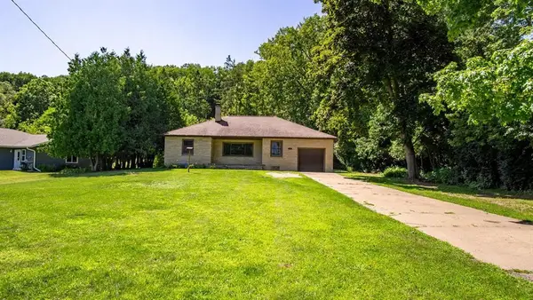 214 Mt. Washington Street, Eau Claire, WI 54703