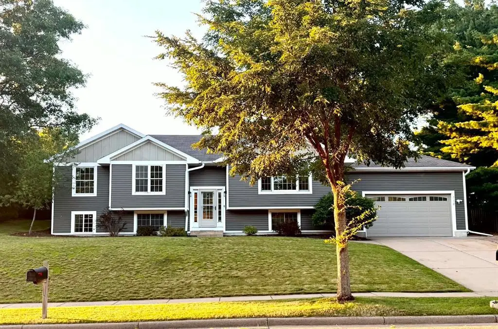 718 Farr Court, Eau Claire, WI 54701 - #1
