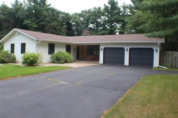 225 Corydon Road, Eau Claire, WI 54701