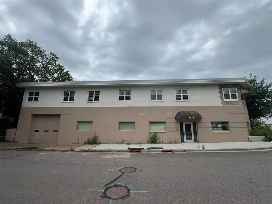 1305 Woodland Avenue #1-6, Eau Claire, WI 54701 - #2