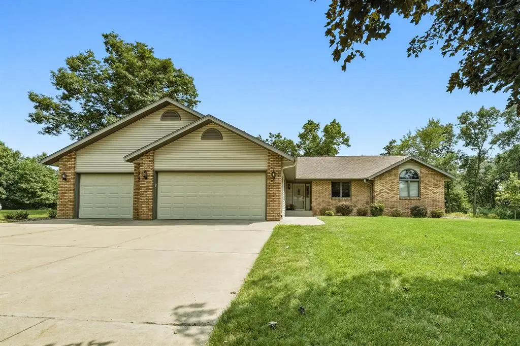 1407 Woodridge Drive, Chippewa Falls, WI 54729 - #1