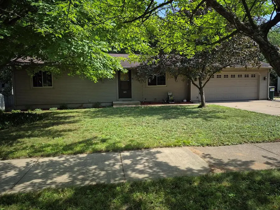 809 Kimberly Drive, Eau Claire, WI 54703 - #2