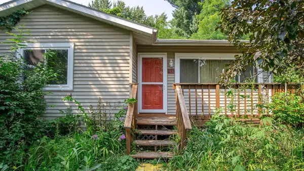 920 Cedar Street, Eau Claire, WI 54703