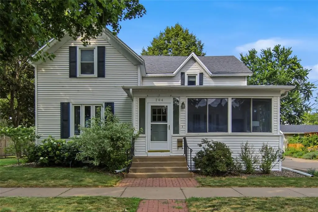204 Gilbert Avenue, Eau Claire, WI 54701 - #1