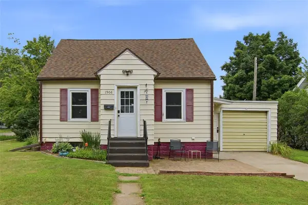 1906 9th Street, Eau Claire, WI 54703