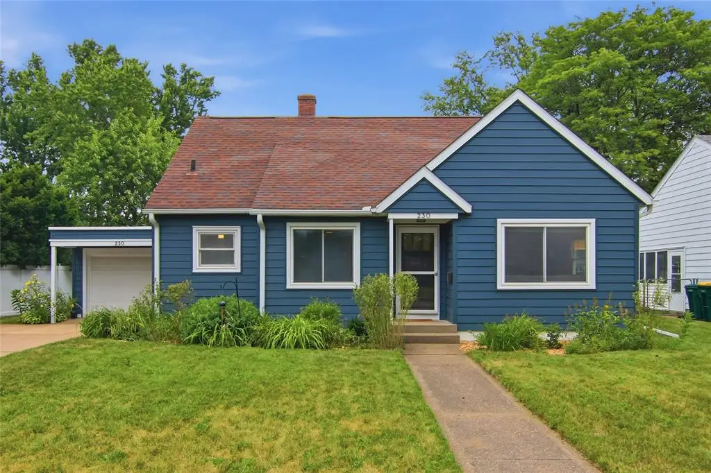 230 W Grant Avenue, Eau Claire, WI 54701 - #1