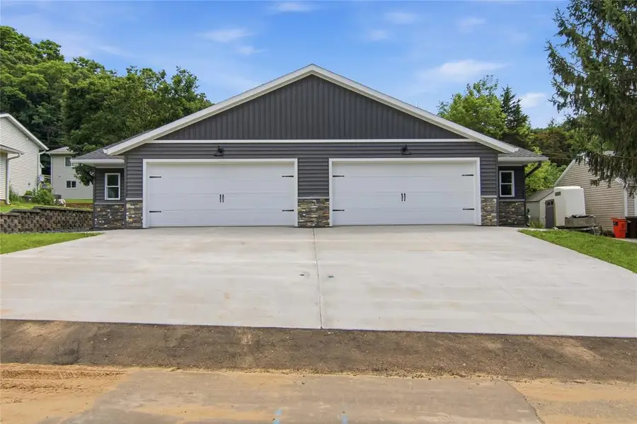 1323 Carpenter Avenue, Eau Claire, WI 54703 - #3