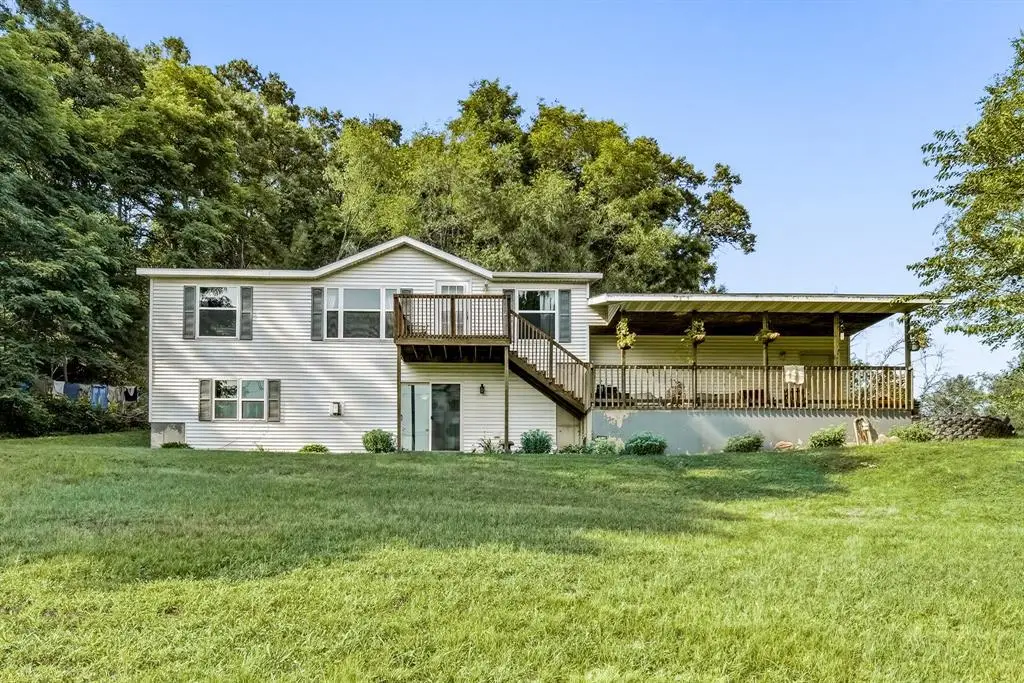 1318 S Gooder Avenue, Eau Claire, WI 54703 - #1
