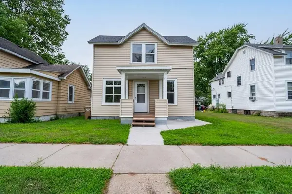 516 Cochrane St #1&2, Eau Claire, WI 54703