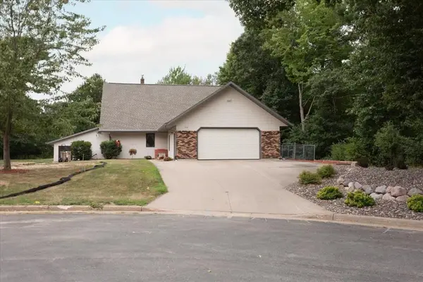 2707 Cherry Blossom Lane, Menomonie, WI 54751