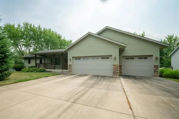 913 Bridgewater Avenue, Chippewa Falls, WI 54729