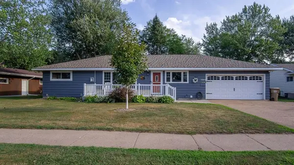 1905 E Lexington Boulevard, Eau Claire, WI 54701