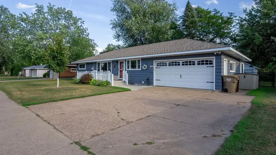 1905 E Lexington Boulevard, Eau Claire, WI 54701 - #3