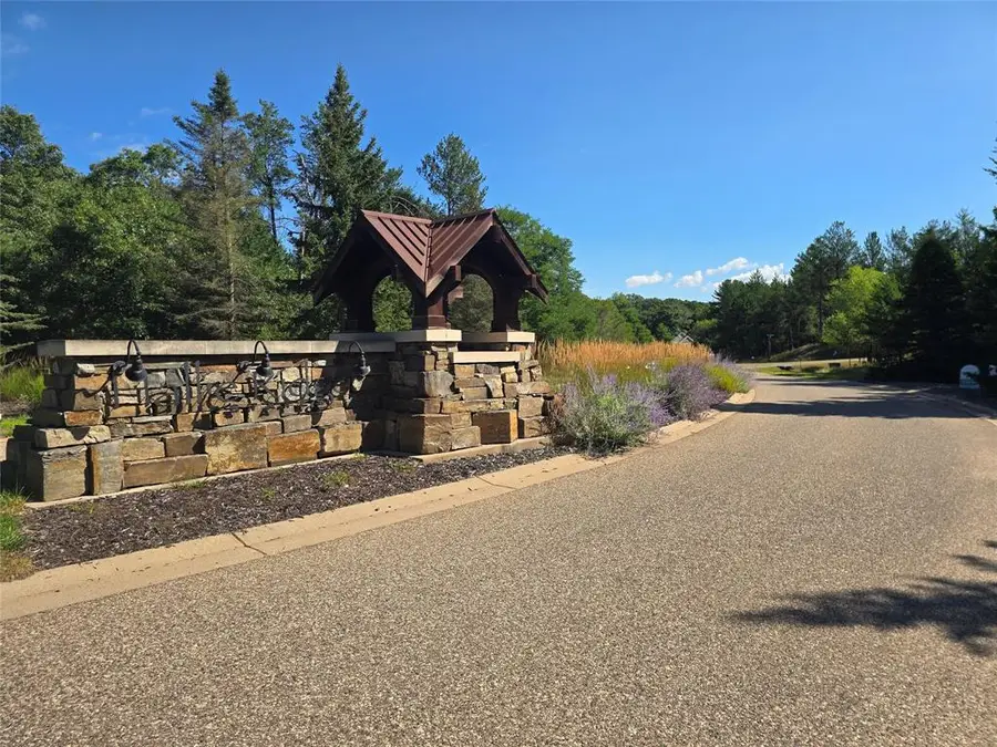 9084 S 24th Avenue, Eau Claire, WI 54703 - #3