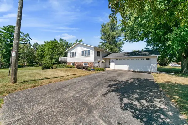 321 W Warner Street, Ellsworth, WI 54011