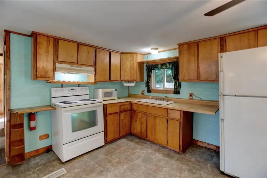 W711 Parkview Avenue, Mondovi, WI 54755 - #2