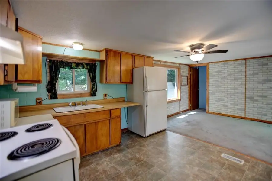 W711 Parkview Avenue, Mondovi, WI 54755 - #3