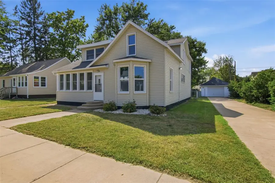 618 Erin Street, Eau Claire, WI 54703 - #2