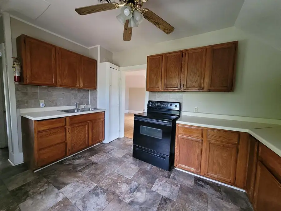573 Dewey Street #1&2, Eau Claire, WI 54703 - #3