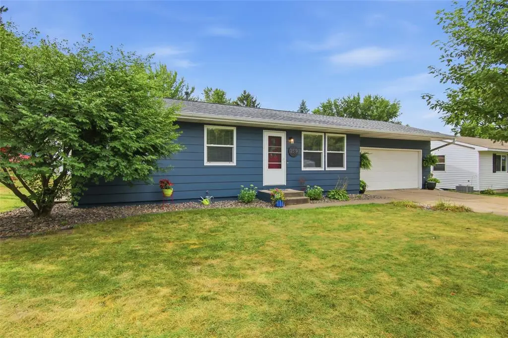 2519 Bartlett Avenue, Altoona, WI 54720 - #1