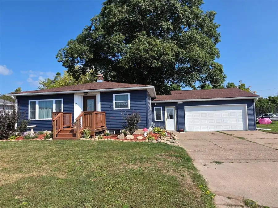 807 Augusta Street, Rice Lake, WI 54868 - #3