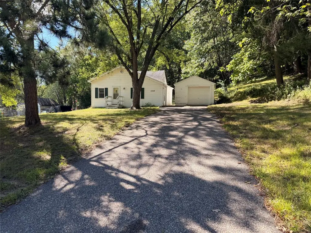 1028 Essex Street, Eau Claire, WI 54703 - #1