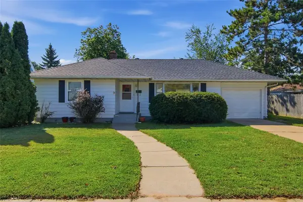 1613 Main Street, Eau Claire, WI 54701