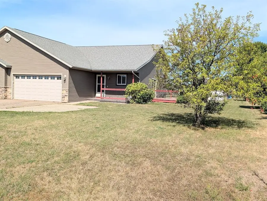 13592 42nd Avenue, Chippewa Falls, WI 54729 - #3