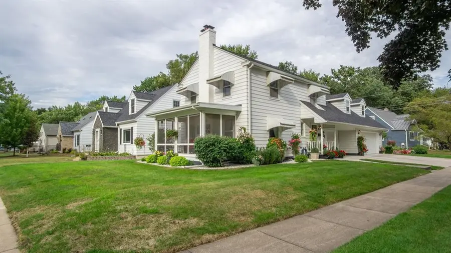 606 Gilbert Avenue, Eau Claire, WI 54701 - #3