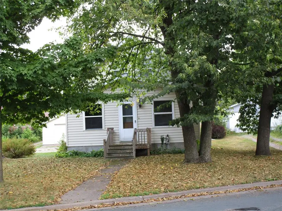 415 W 2nd Street, Ladysmith, WI 54848 - #2
