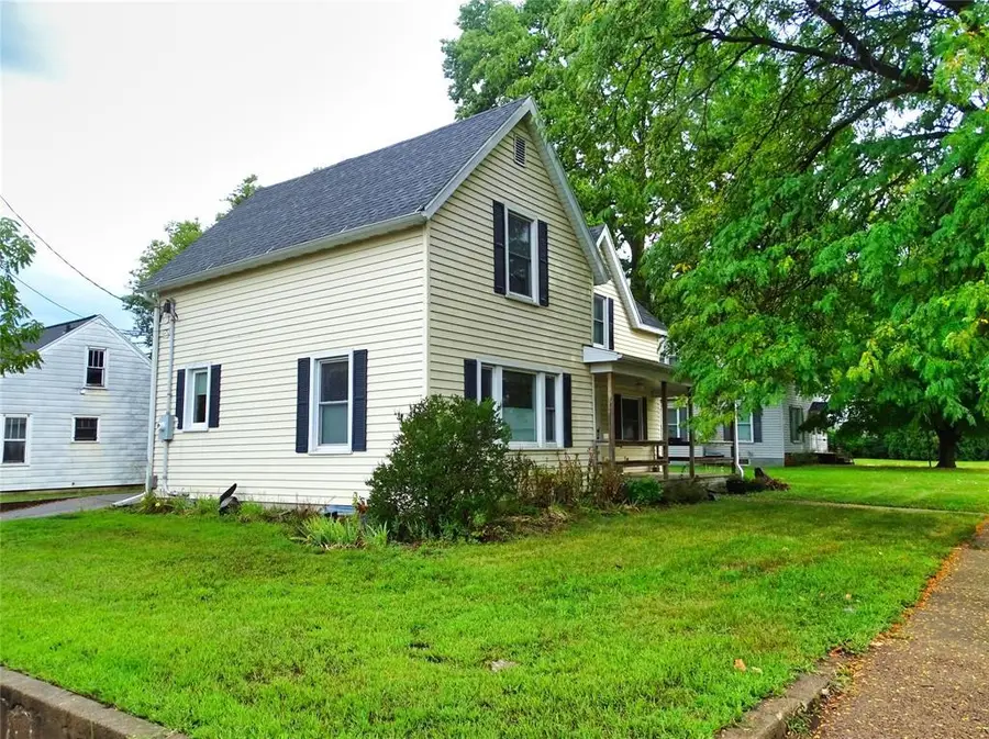 402 E Prospect Street, Durand, WI 54736 - #3