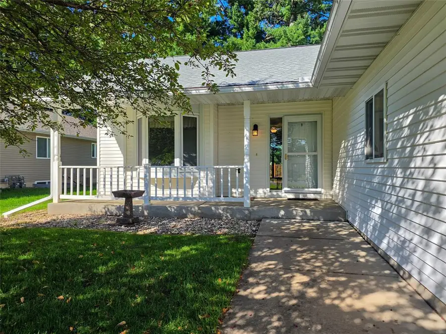 3228 Summerfield Drive, Eau Claire, WI 54701 - #2
