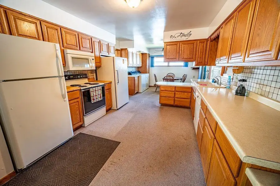 286 S Piety Street, Ellsworth, WI 54011 - #3