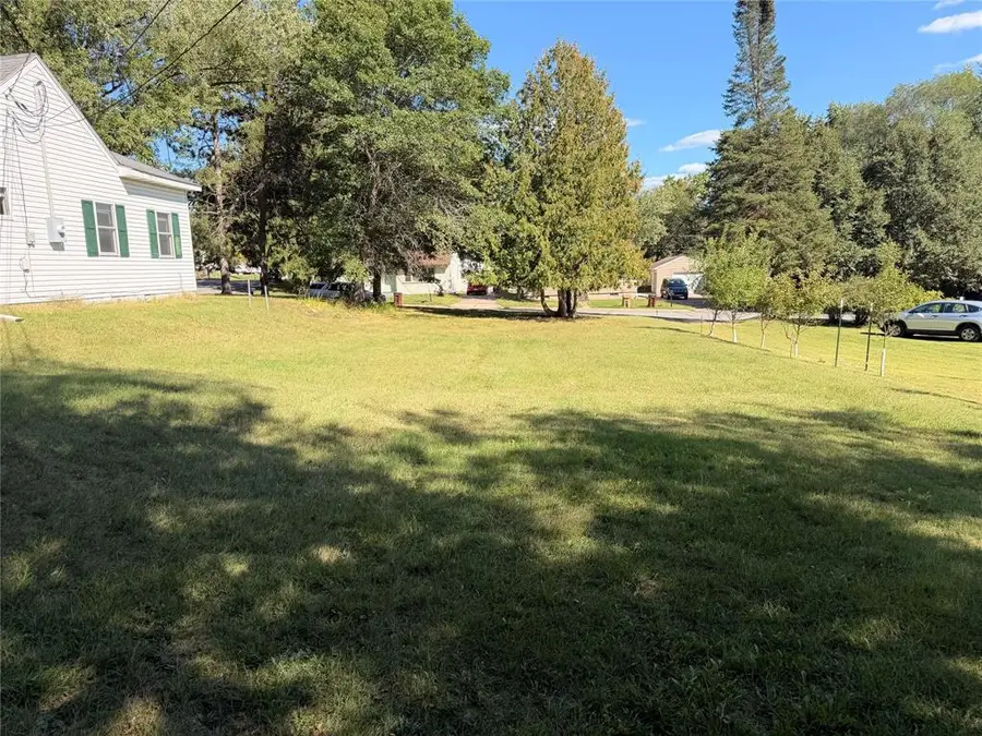 1022 Essex Street, Eau Claire, WI 54703 - #3