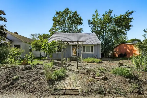 1132 Pershing Street, Eau Claire, WI 54703