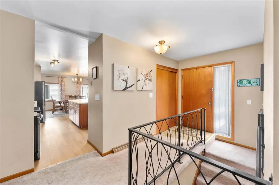 2810 Sherman Street, Eau Claire, WI 54701 - #2