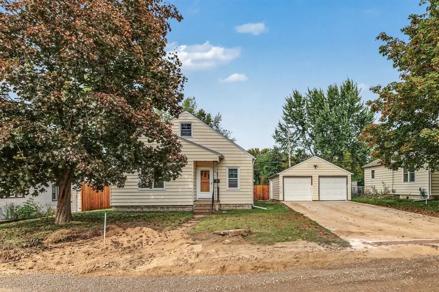 1510 Woodland Avenue, Eau Claire, WI 54701 - #2