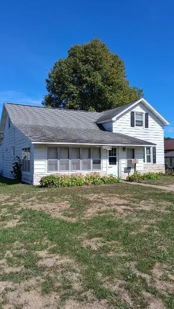 813 W Main Street, Augusta, WI 54722 - #1
