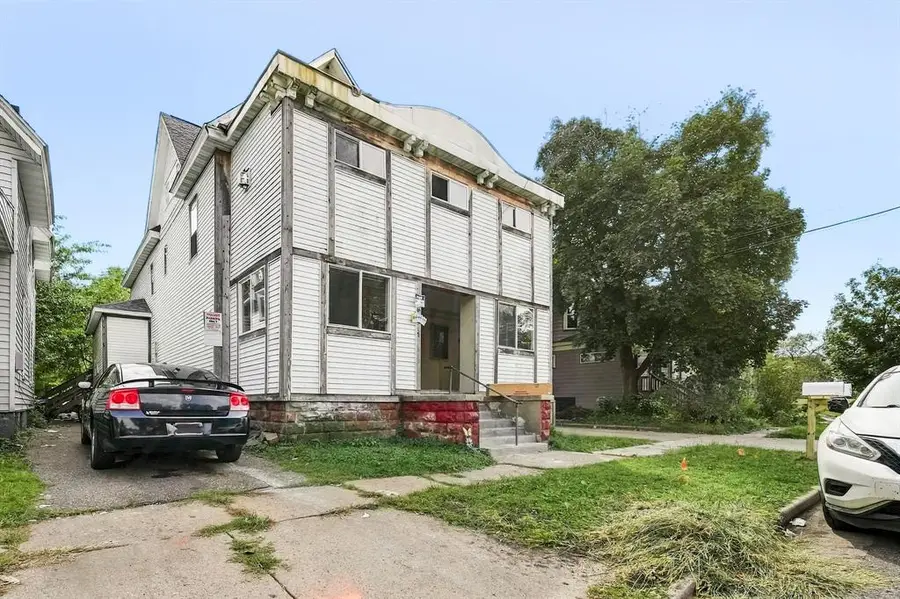 317 Earl Street #1-2, Eau Claire, WI 54703 - #2