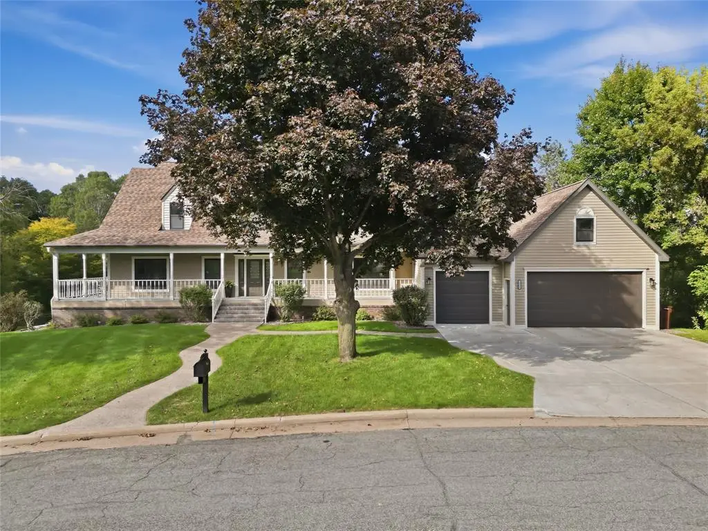 3920 Woodcrest Court, Eau Claire, WI 54701 - #1