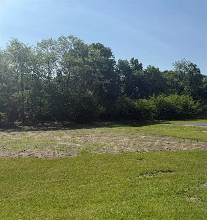 3141 Hastings Way, Eau Claire, WI 54703 - #3