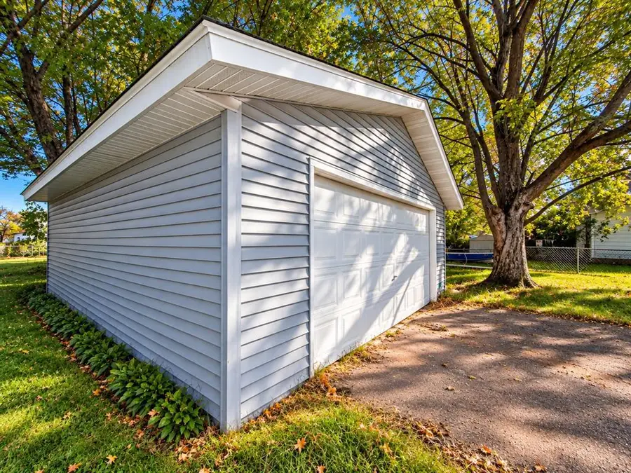 542 Roland Street, Chippewa Falls, WI 54729 - #3
