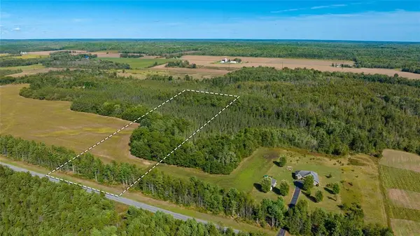 7562 Fairview Road, Ladysmith, WI 54848