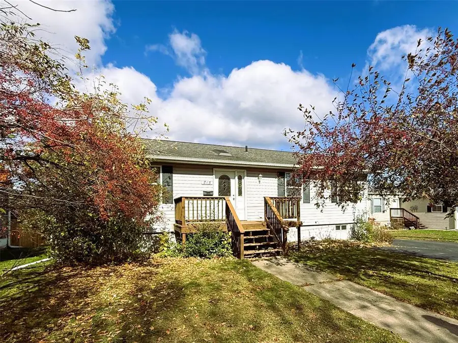 815 Lake Avenue, Ladysmith, WI 54848 - #3